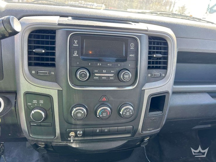 2012-dodge-2500-image-18