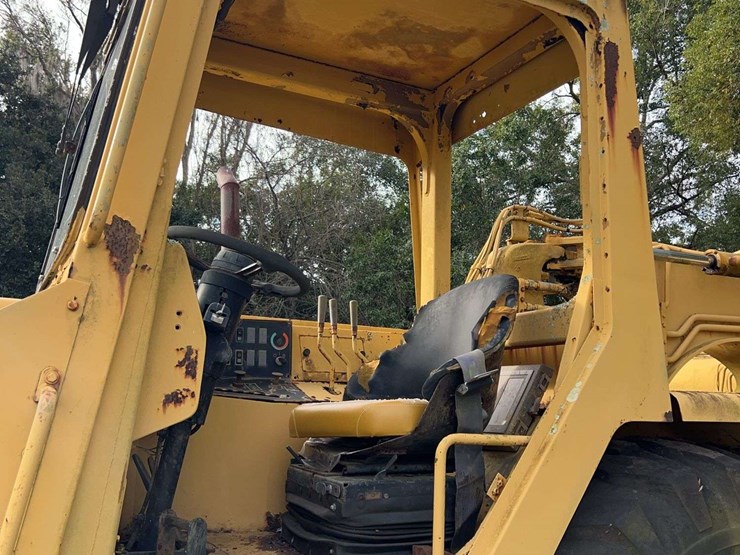 caterpillar-613c-image-17