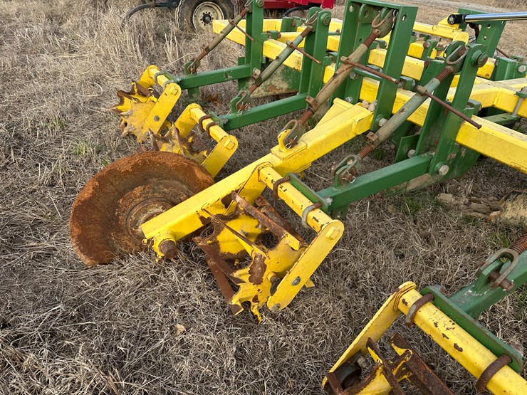 #38451-•-roll-a-cone-16-row-30"-bedder-chopper-image-27