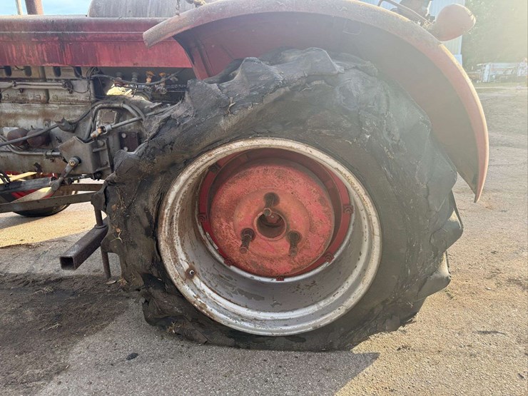 massey-ferguson-98-image-36