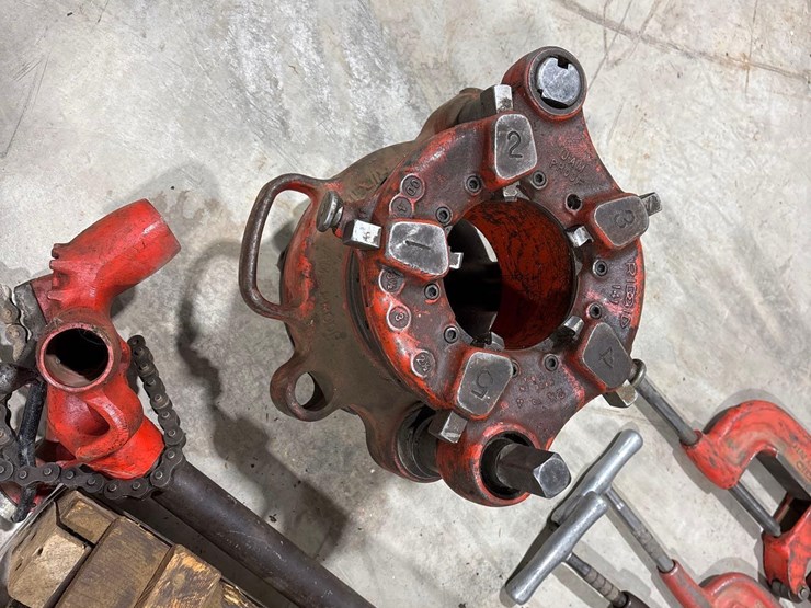 ridgid-pipe-cutter/threader-image-5