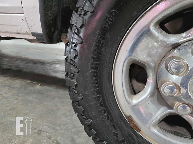 2012-dodge-2500-image-23