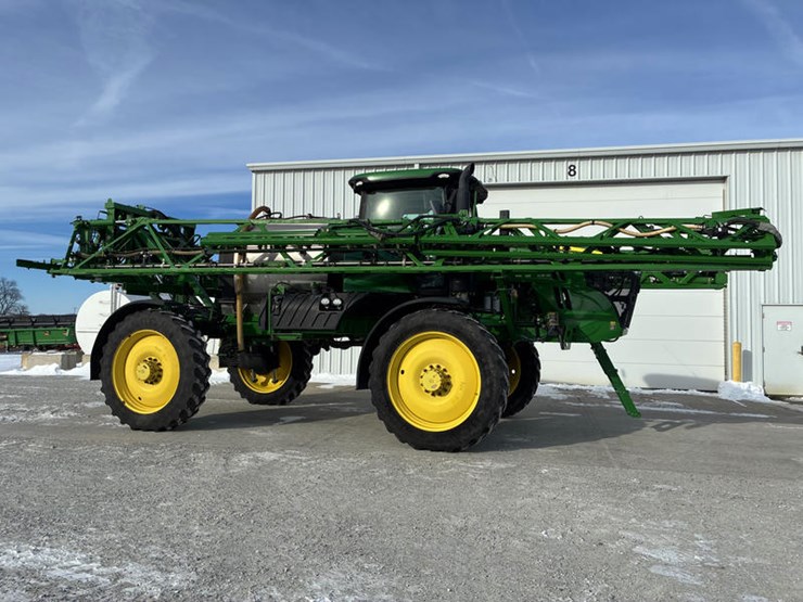2018-john-deere-r4038-image-3