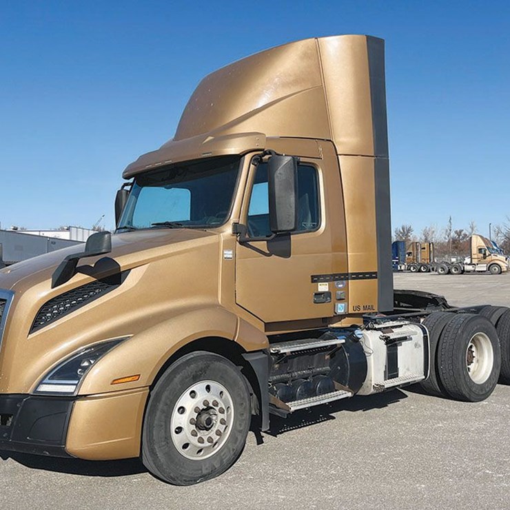 2019 VOLVO VNL 300