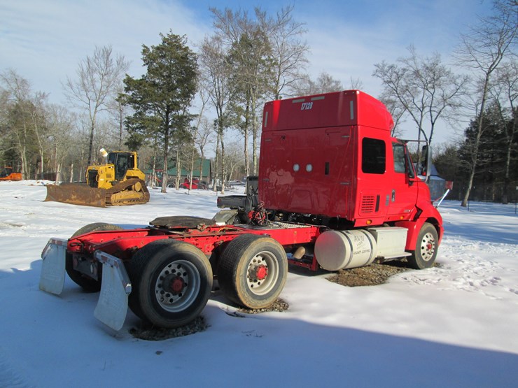 2017-international-prostar-image-3