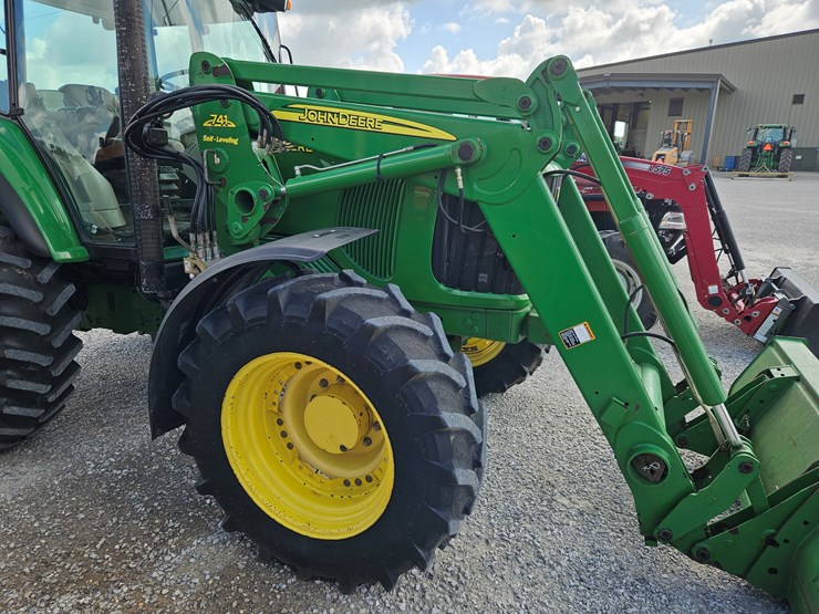 2006-john-deere-7520-image-22