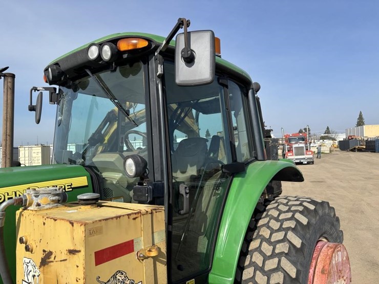 2005-john-deere-7220-image-21