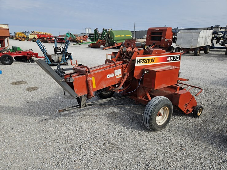 2006-hesston-4570-image-5
