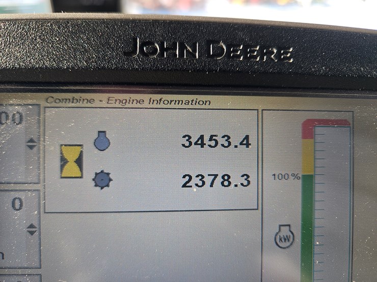 2012-john-deere-s670-image-11