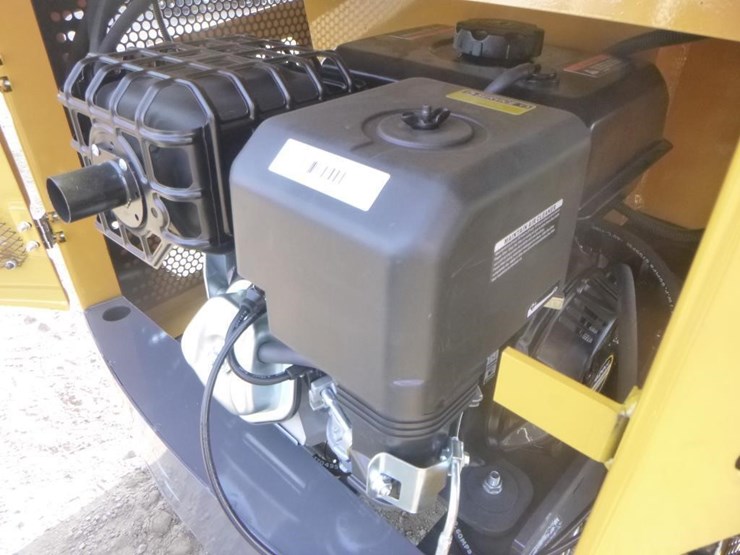 agt-mx12rx-hydraulic-excavator-image-26