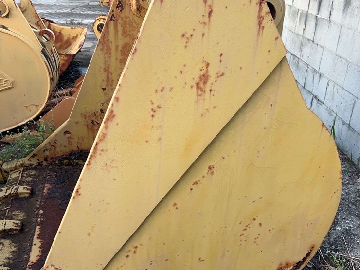 51”-bucket-image-12