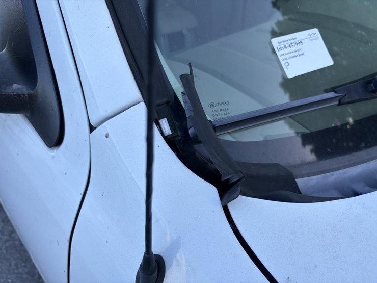 2008-ford-escape-image-32