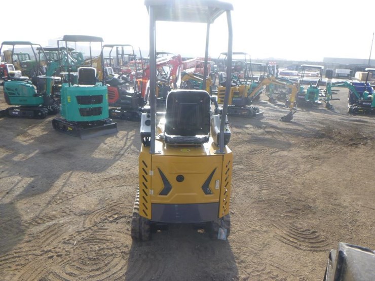 agt-mx12rx-hydraulic-excavator-image-8