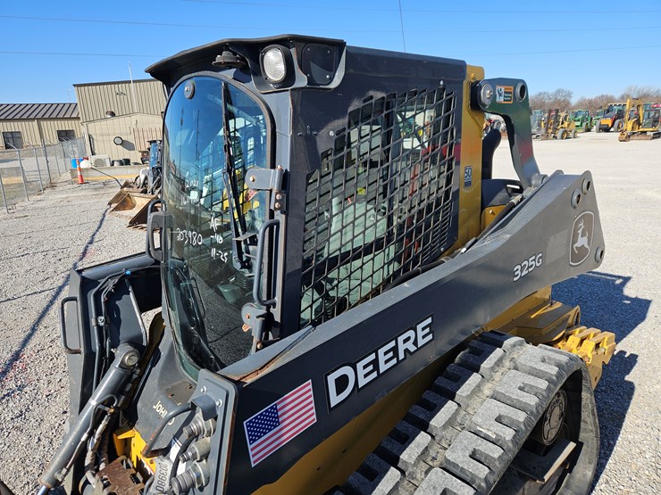 2021-deere-325g-image-24