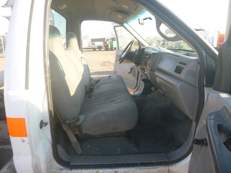 2001-ford-f350-image-13