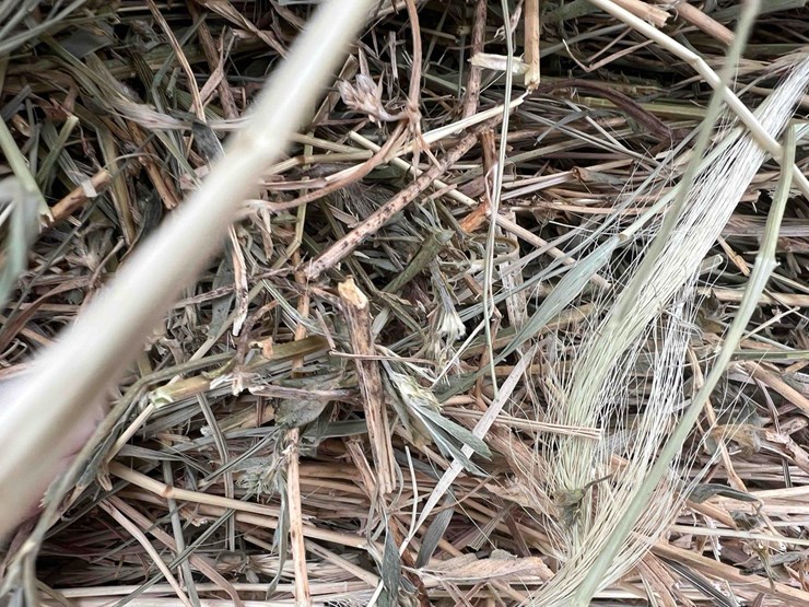 2025-john-deere-561m-image-14