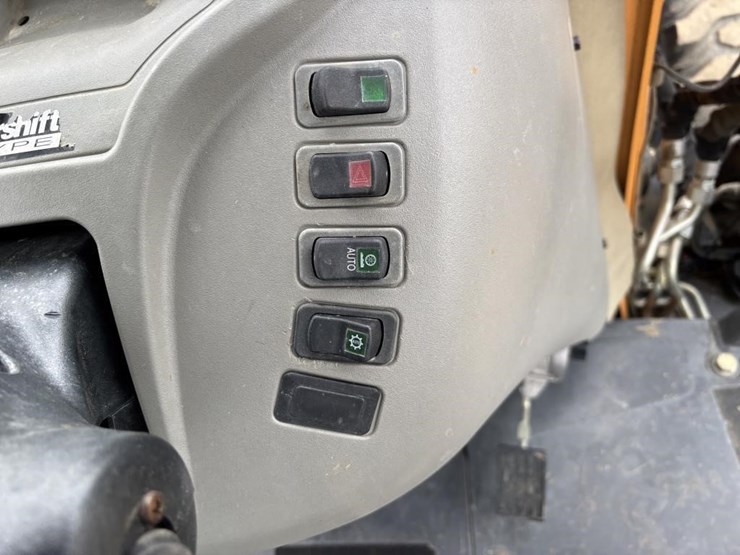 2018-case-580sn-image-41