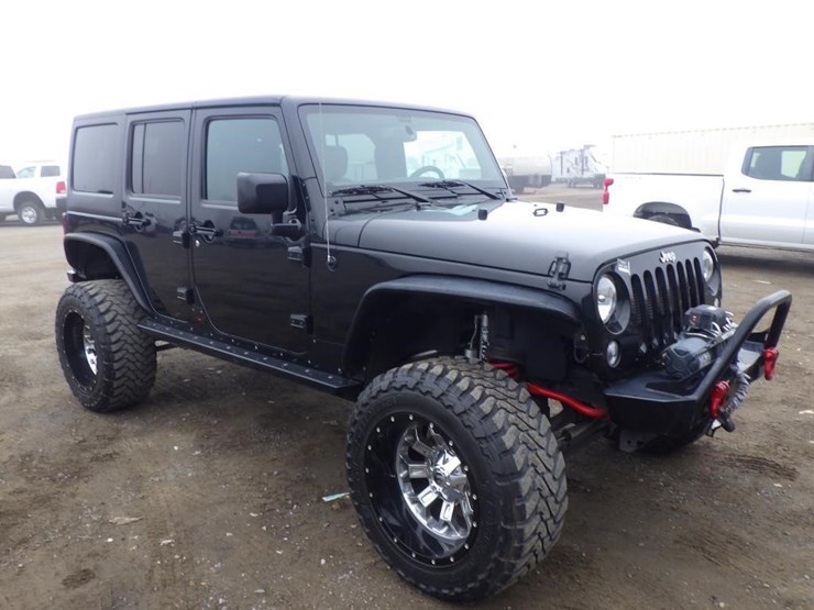 2016-jeep-wrangler-image-2