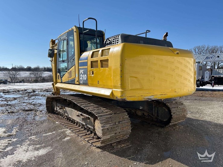 2013-komatsu-pc210-image-2