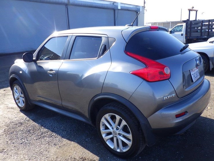 2014-nissan-juke-image-4