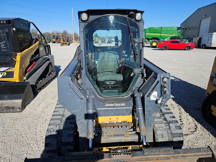 2021-deere-325g-image-4