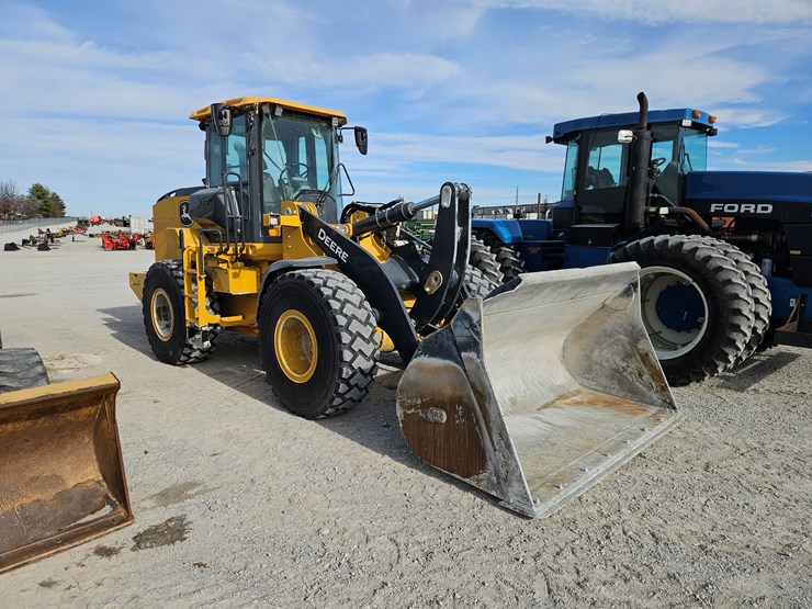 2022-deere-624p-image-1