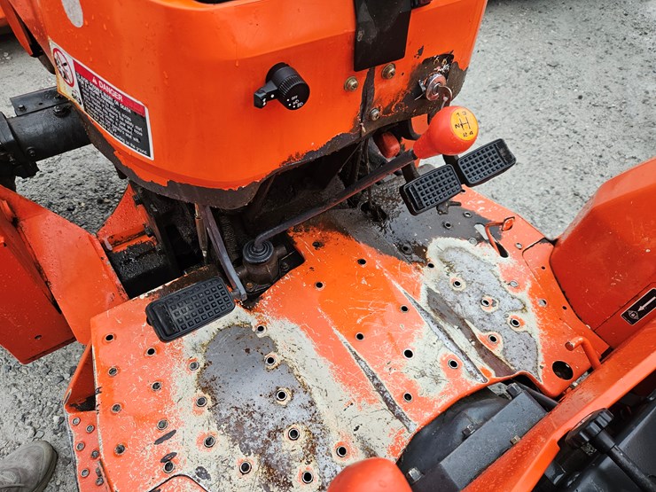 kubota-mx5000-image-13