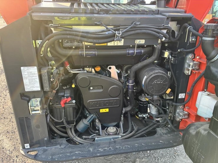 2024-kubota-svl75-3-image-17