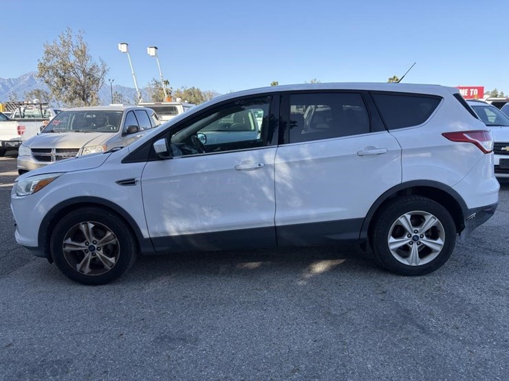 2014-ford-escape-image-7
