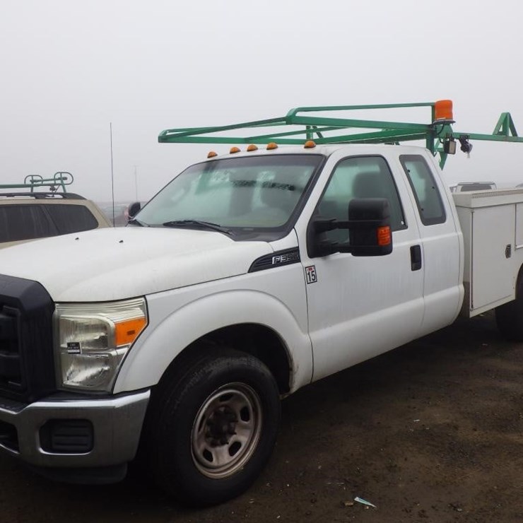 2013 FORD F350