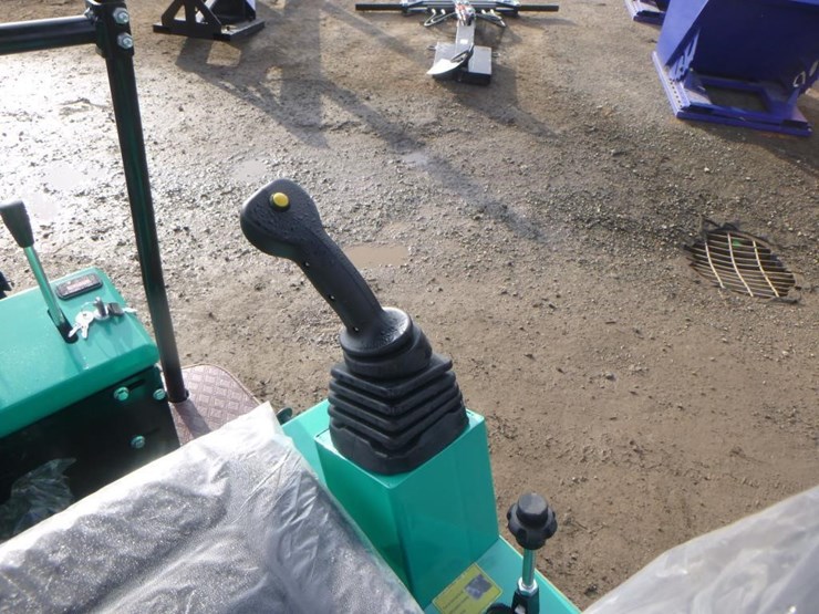 agt-mh12rx-hydraulic-excavator-image-23