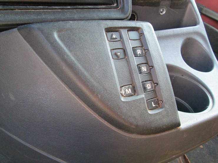 2017-international-prostar-image-36