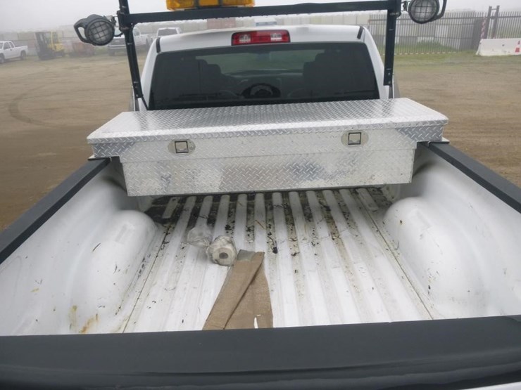 2014-dodge-1500-image-9