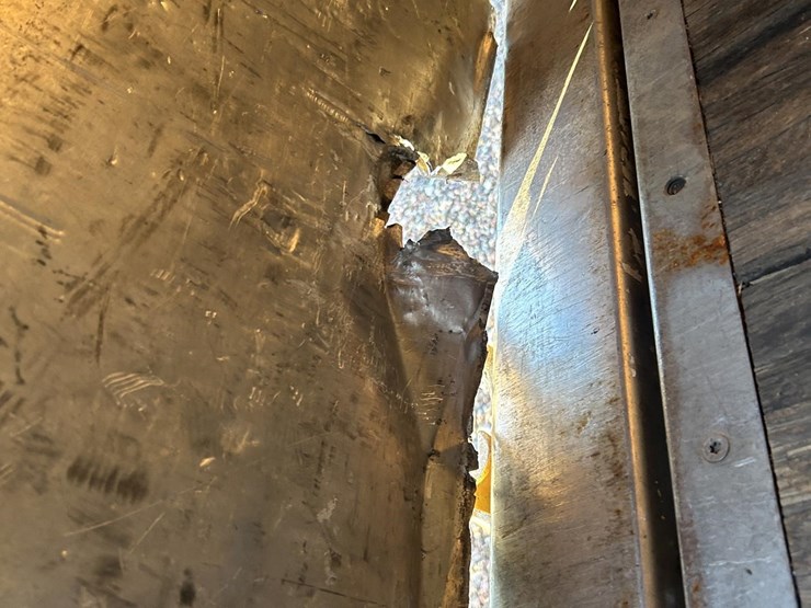 2001-international-4700-image-52