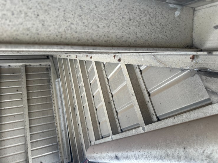 2016-timpte-hopper-bottom-image-20