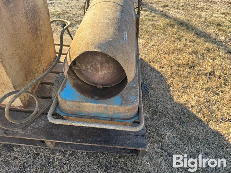 queen-&-l.b.-white-heaters-image-11