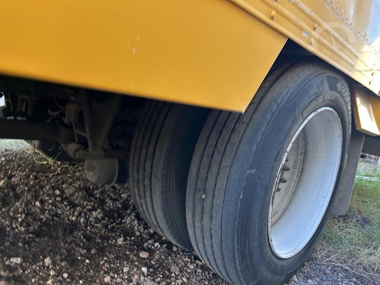 2001-international-4700-image-70