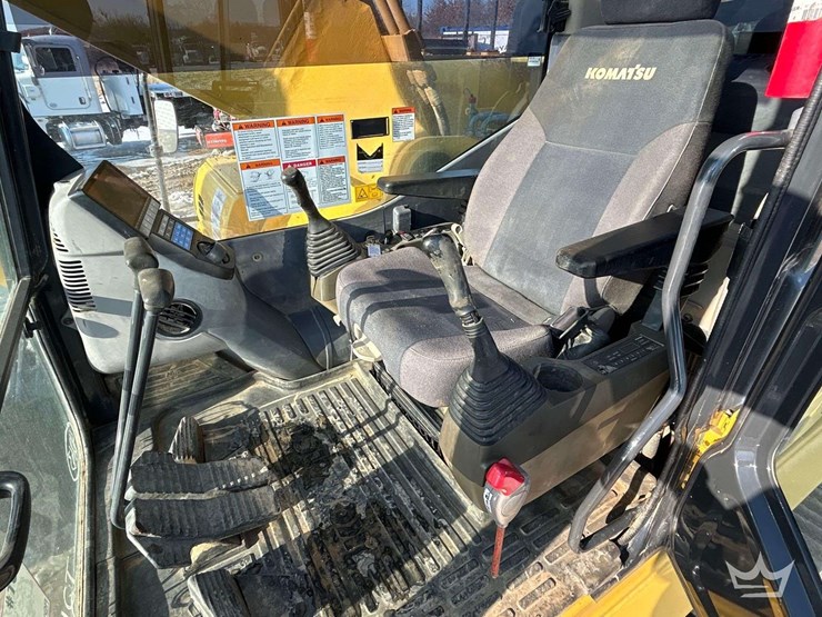 2013-komatsu-pc360-image-18