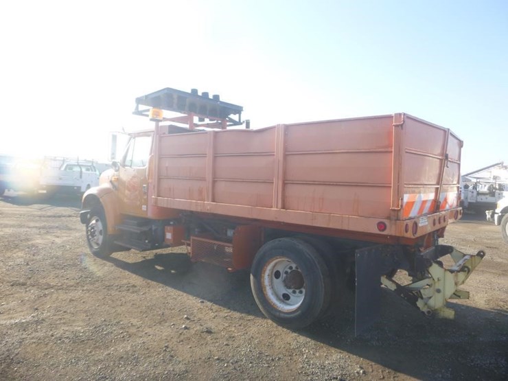 1995-international-4700-image-4