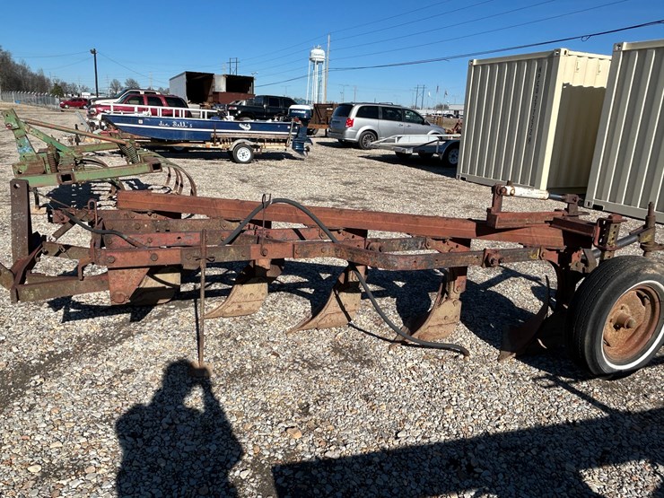 international-5-image-2