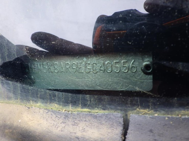 2014-ford-explorer-image-15