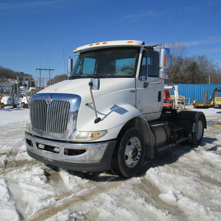 2013 INTERNATIONAL 8600