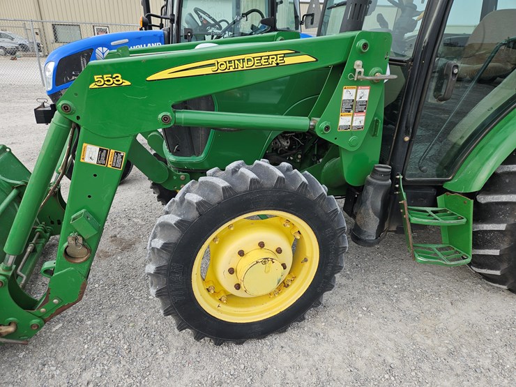 2013-john-deere-5075e-image-7