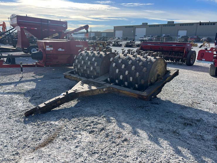 #210030-•-used-sheeps-foot-roller-image-1