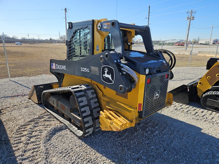 2021-deere-325g-image-21