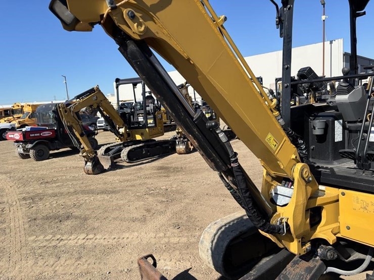 2022-caterpillar-303.5-image-22