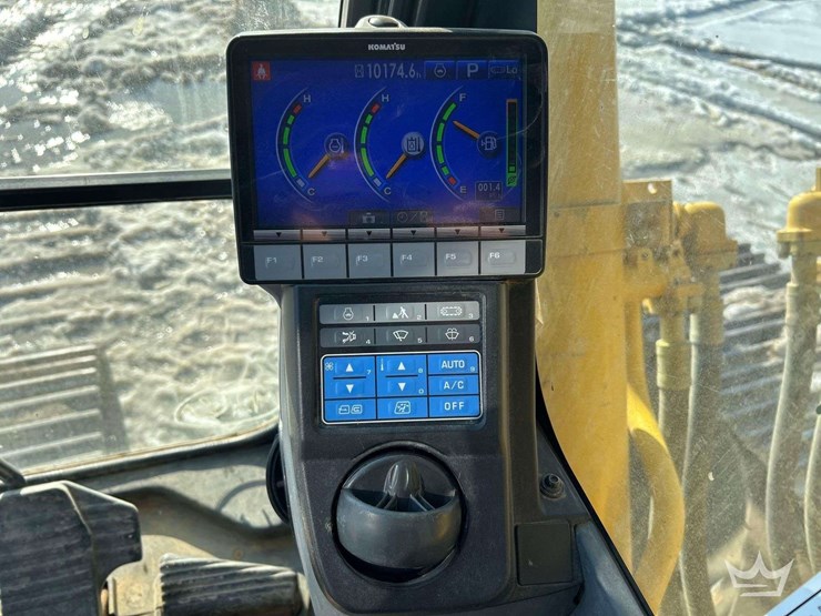 2013-komatsu-pc360-image-20