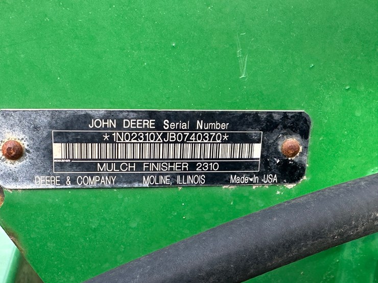 john-deere-2310-image-7