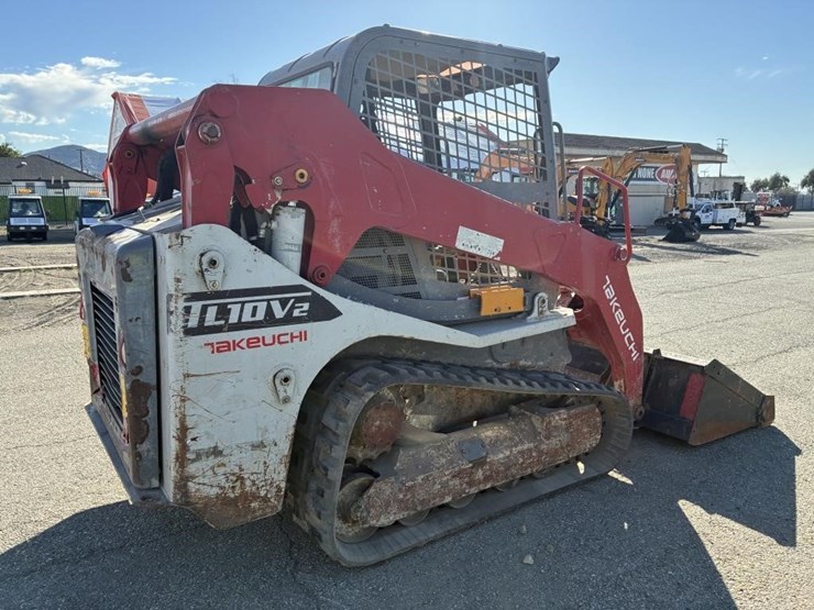 2019-takeuchi-tl10v2-image-3