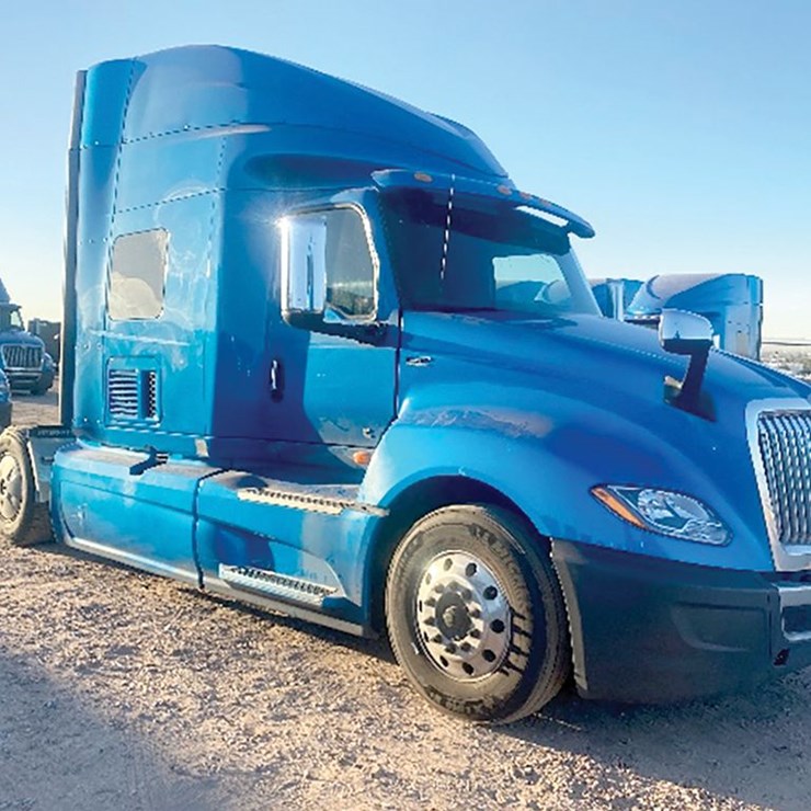 2019 INTERNATIONAL LT